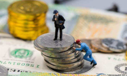 期貨和股票哪個(gè)盈利快？哪個(gè)風(fēng)險(xiǎn)大